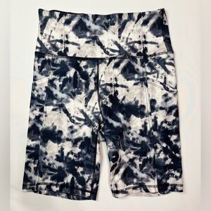 Marika Women's Black and White Tie-Dye Bike Shorts